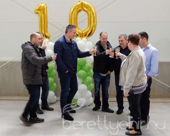 10 éves a Tama Hungary 28